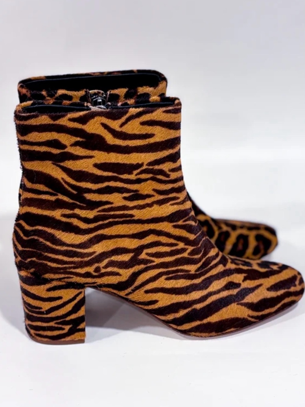 Splendid Tiger and Leopard Print Block Heel Ankle Boots - Brown/Black size 9.
